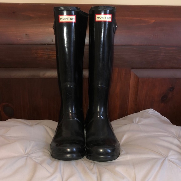 Like New Black Gloss Hunter Boots Size 